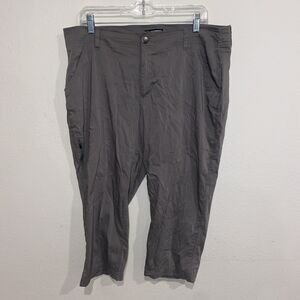 Khombu Women’s 5 Pocket Capri Pants Size XL Green